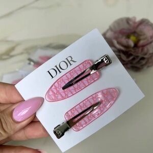 Dior Beauty Backstage Pink Hair Clips